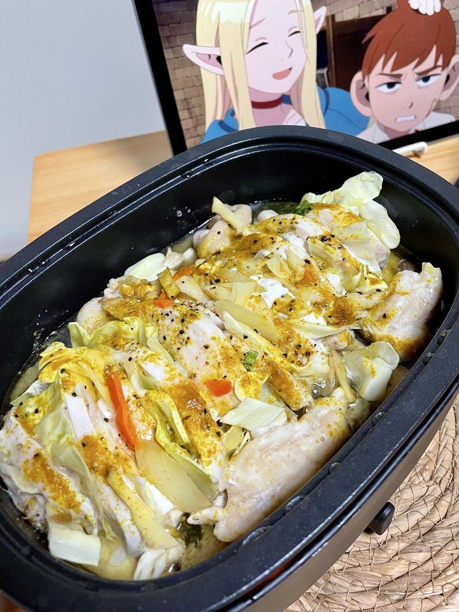 マルシル 「今日は鶏胸肉と野菜のカレー蒸し煮」|おかめのイラスト