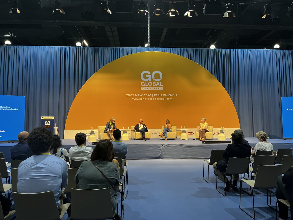 GoGlobalCongres's tweet photo. 🏭🌏Seguimos con la mesa redonda “Las voces de la nueva internacionalización. Estrategias para empresas industriales internacionalizadas” 

🗣️De la mano de Diego Guri, Carlos Taberner, Carmen Silla y Alfonsa Ledesma

#GoGlobal2026 https://t.co/m0JmwoMUhZ