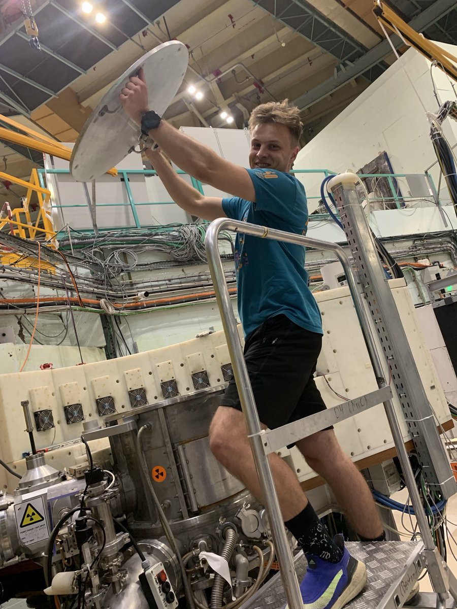 Matjervenka2's tweet photo. Finally coming back to ILL Grenoble this summer to use some neutrons. Looking forward to it with @thunderf00t!

Picture from last year’s experiment. https://t.co/fAW43IEMXA