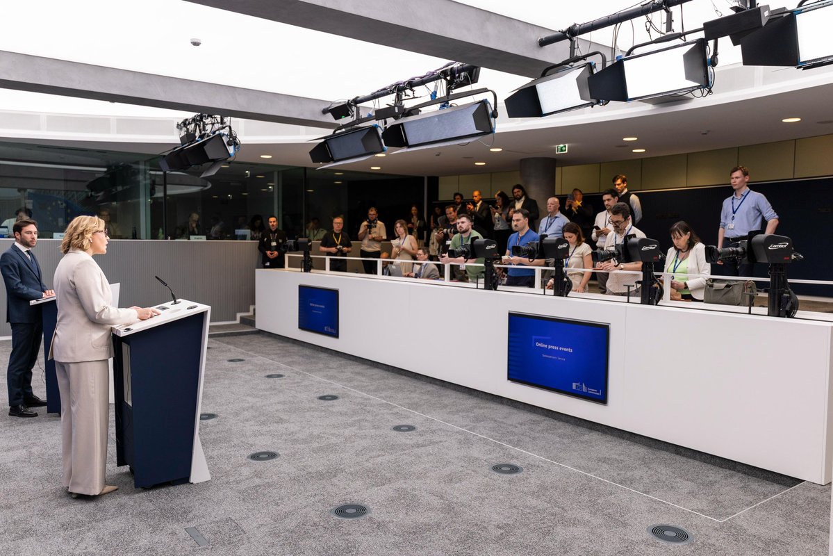 HennaVirkkunen's tweet photo. Mobile satellite spectrum is a strategic asset for EU businesses, citizens &amp; governments.

The proposal adopted today on the procedure for the selection &amp; authorisation of systems providing MSS using the harmonised 2 GHz frequency band is a major step forward. https://t.co/BCNsVFToy9