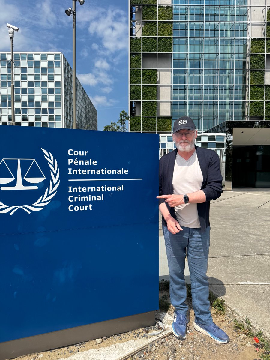 liamcunningham1's tweet photo. The war criminals, perpetrators of Apartheid and Genocide Will be welcomed here. May they get everything they deserve! #Gaza #internationalcriminalcourt #thehague https://t.co/Bs0EoJLAJ9