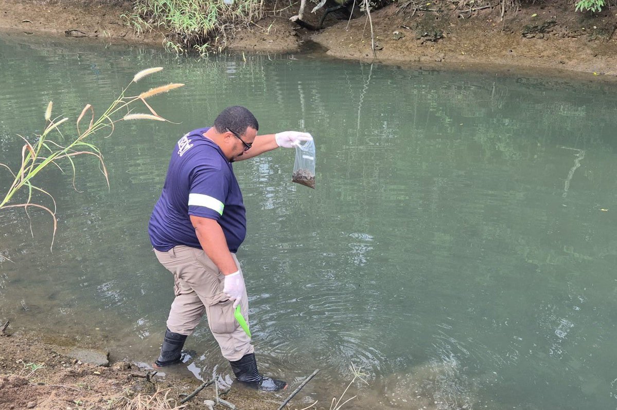casansc's tweet photo. FLORIANÓPOLIS: CASAN PROSSEGUE MONITORAMENTO AMBIENTAL DA BAÍA NORTE

Leias mais: https://t.co/NitzNW0SvS https://t.co/0WFnTEJC7q