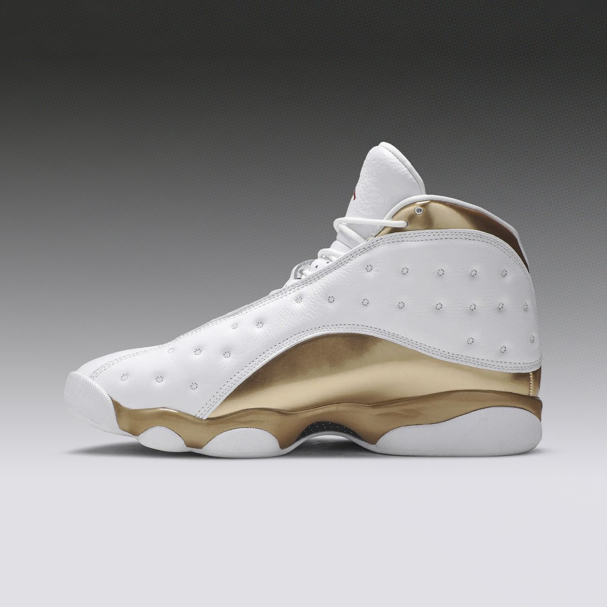 sneakermarketro's tweet photo. Air Jordan 13 Retro "Defining Moments" released on this day 9 years ago (June 14th, 2017). Anyone still have a pair in their collection? 💬 https://t.co/x5muNjUgJS