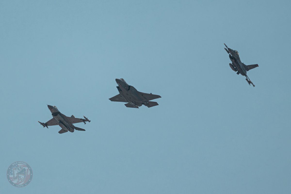 F-35A Panther🐾 F-16 Samurai🤘 両機のショートクローズ撮れて良かっ