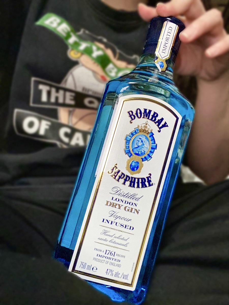 7semalu's tweet photo. さいきん酒飲み🥃
色んなお酒買ってる(´•ᴗ• ก ) https://t.co/DmrTrXjmIw
