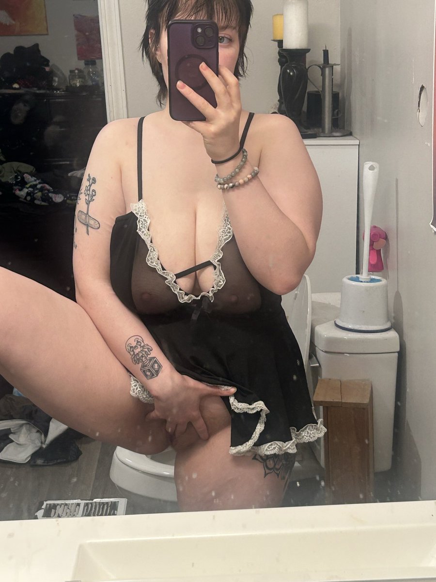 gothelle tweet media