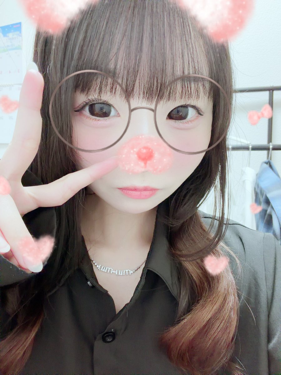 rin_resta's tweet photo. 出勤しました！！🎀 https://t.co/4UlrhI0nwR