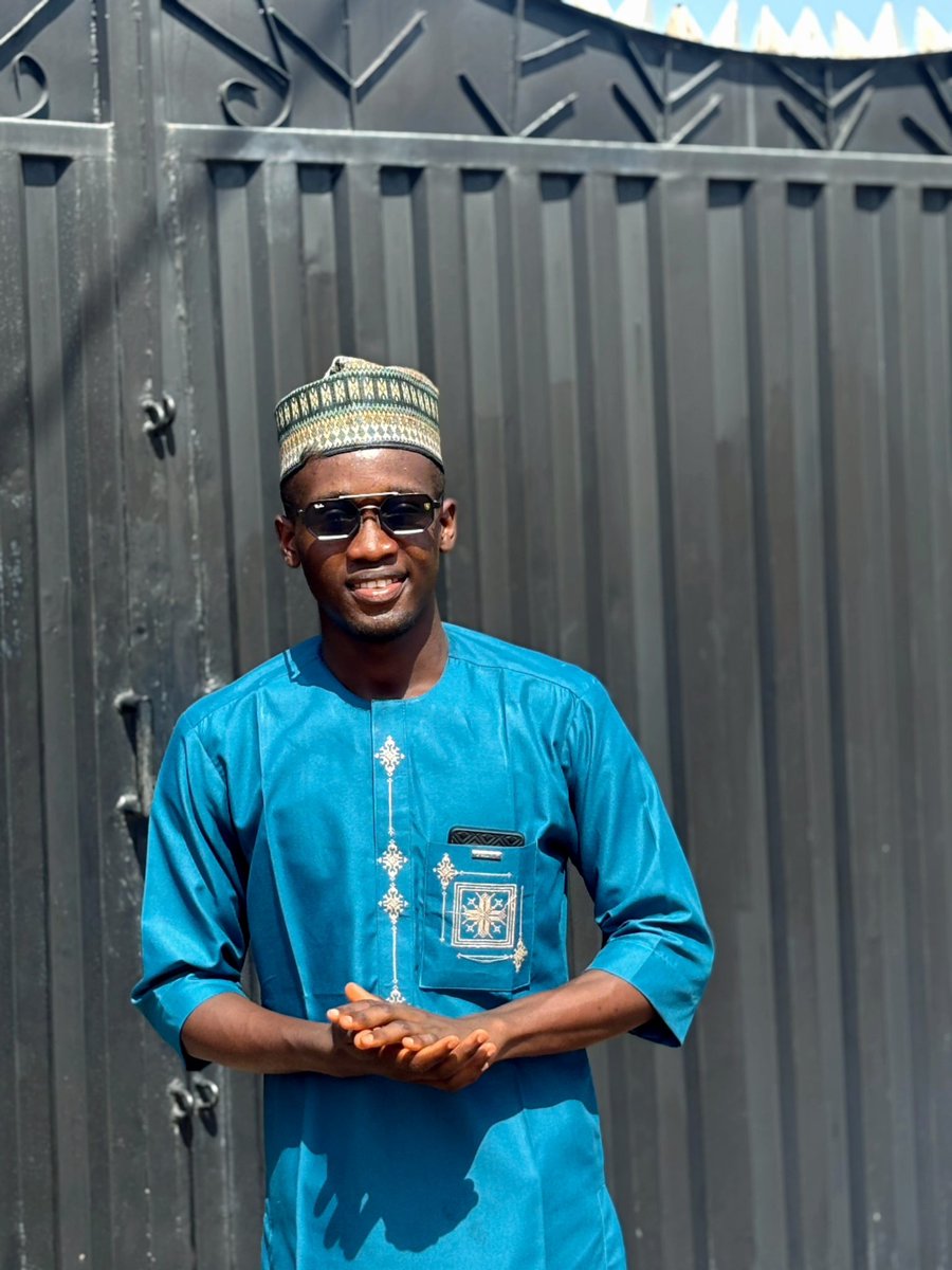 Abdullah_Ola14's tweet photo. Eid mubarak from Abdullah ☪️
📷 @__________emgee . https://t.co/kYOeuEOs3V