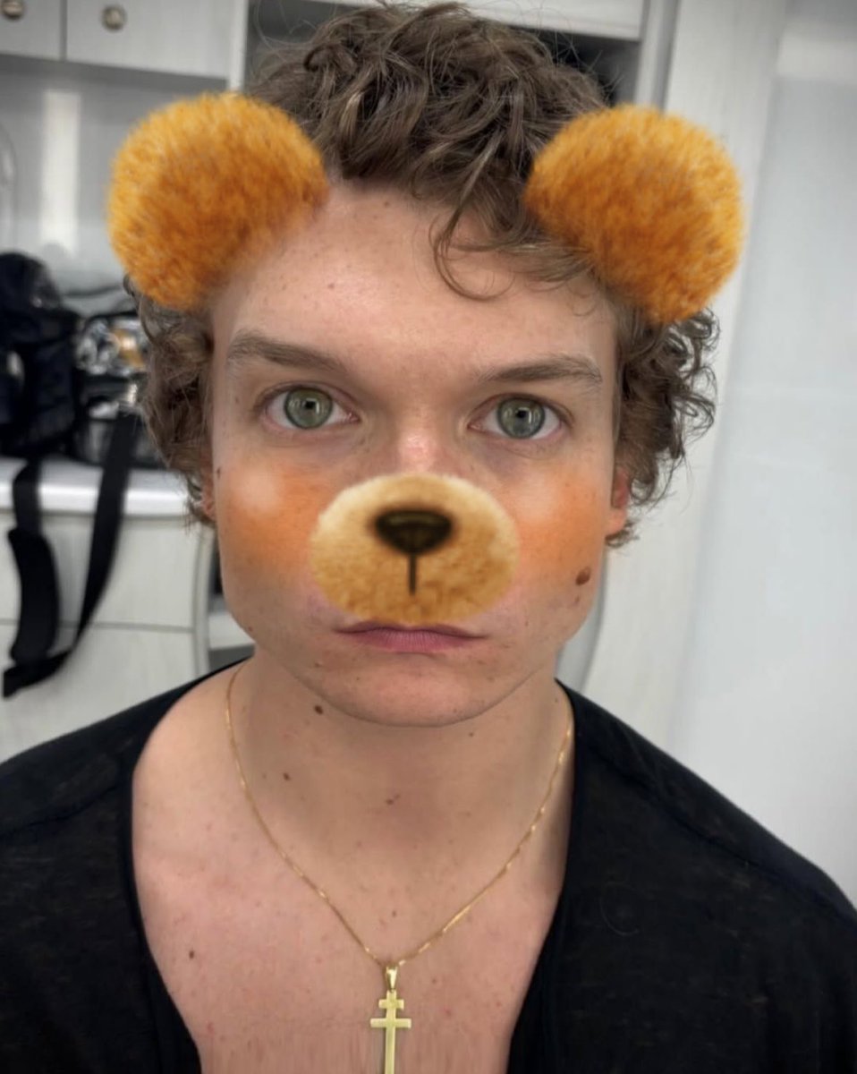 lehollanovs's tweet photo. Did someone order an ilyabear with a side of shanebear? https://t.co/nxxOZw9WJA