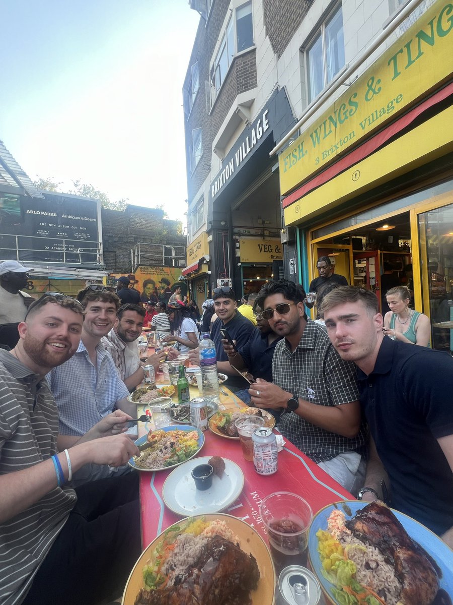 JakeFoxUK's tweet photo. Fish, Wings &amp; Tings on a very hot bank holiday in Brixton. https://t.co/tFsZGKp57L