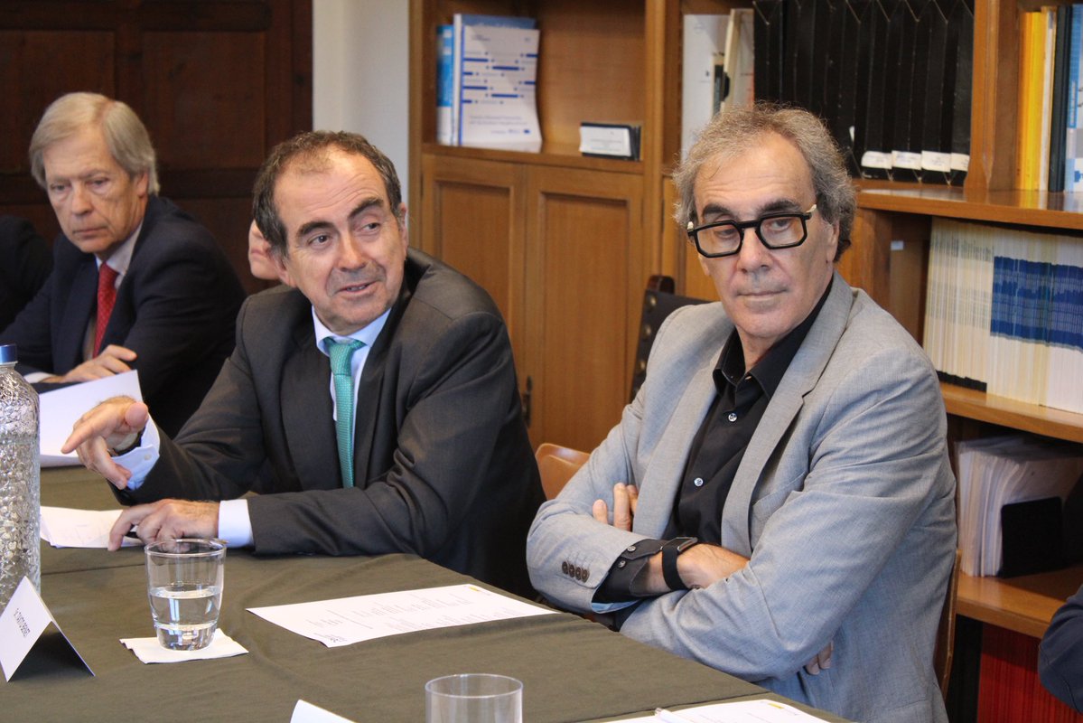 CEIbcn's tweet photo. 🌍 Nueva sesión de Aula Internacional con Tatxo Benet, presidente de @femcat.

🙌 Un encuentro para reflexionar sobre el papel clave de la diplomacia económica, la colaboración público-privada y la proyección internacional de Cataluña. https://t.co/U8anM6t0oD
