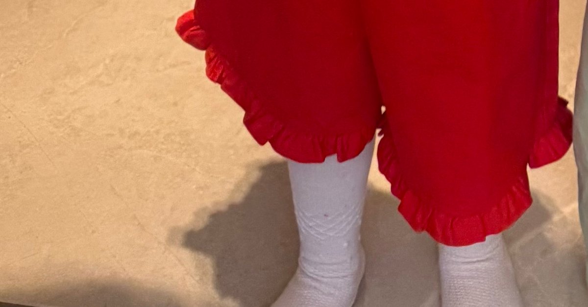 mercn56's tweet photo. Dilerim hiçbir çocuğun bayramı buruk geçmesin🥹 Hayırlı bayramlar🍬 https://t.co/GdHLyaoVj9