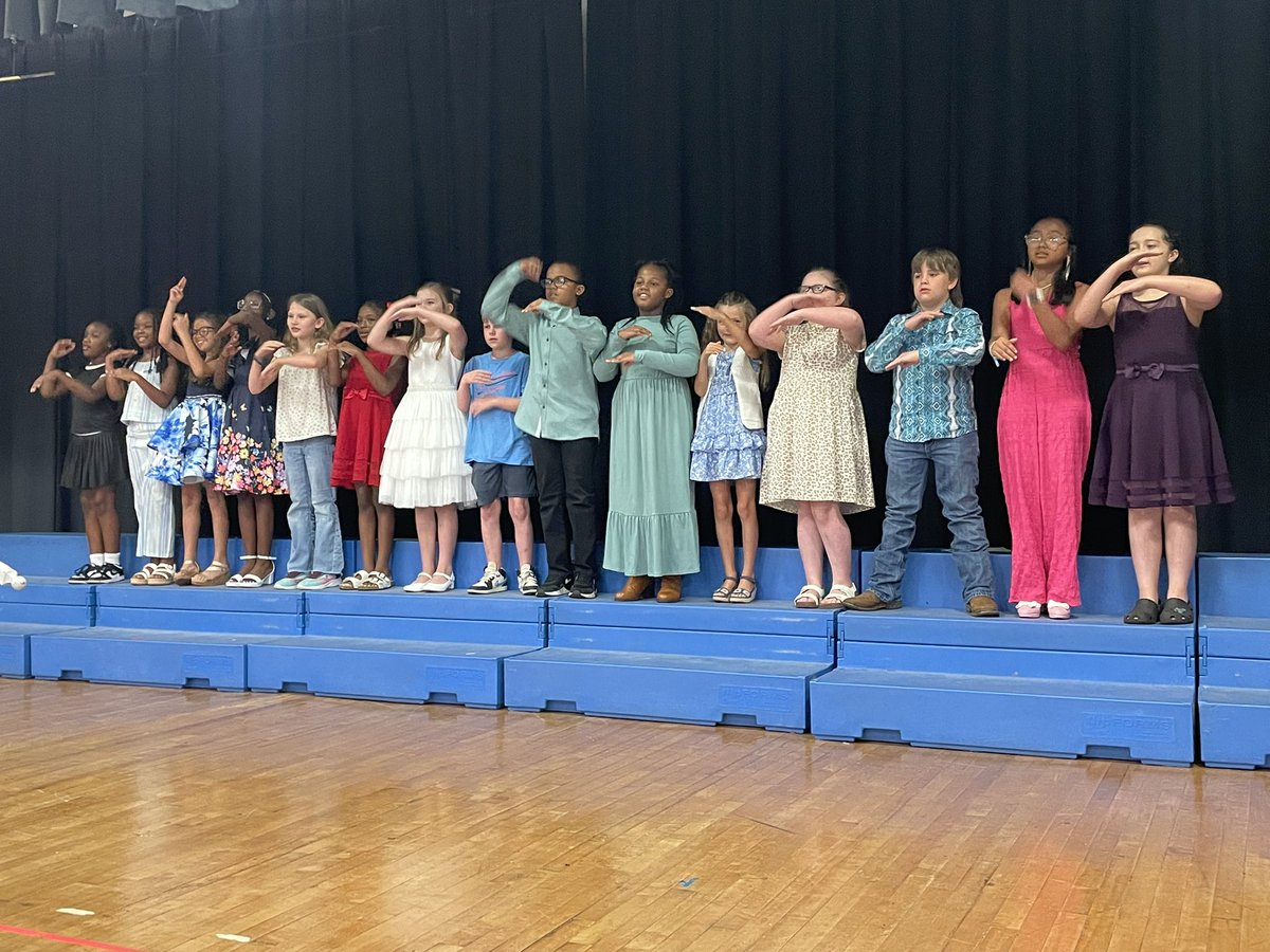 EB Morse Elementary tweet media