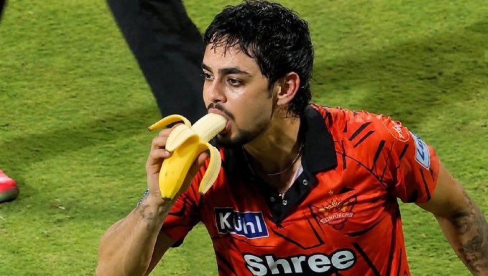Ashwin_tweetz's tweet photo. 😭😭😭😭😭😭😭😭😭😭 https://t.co/pgW4Ts9Fmn