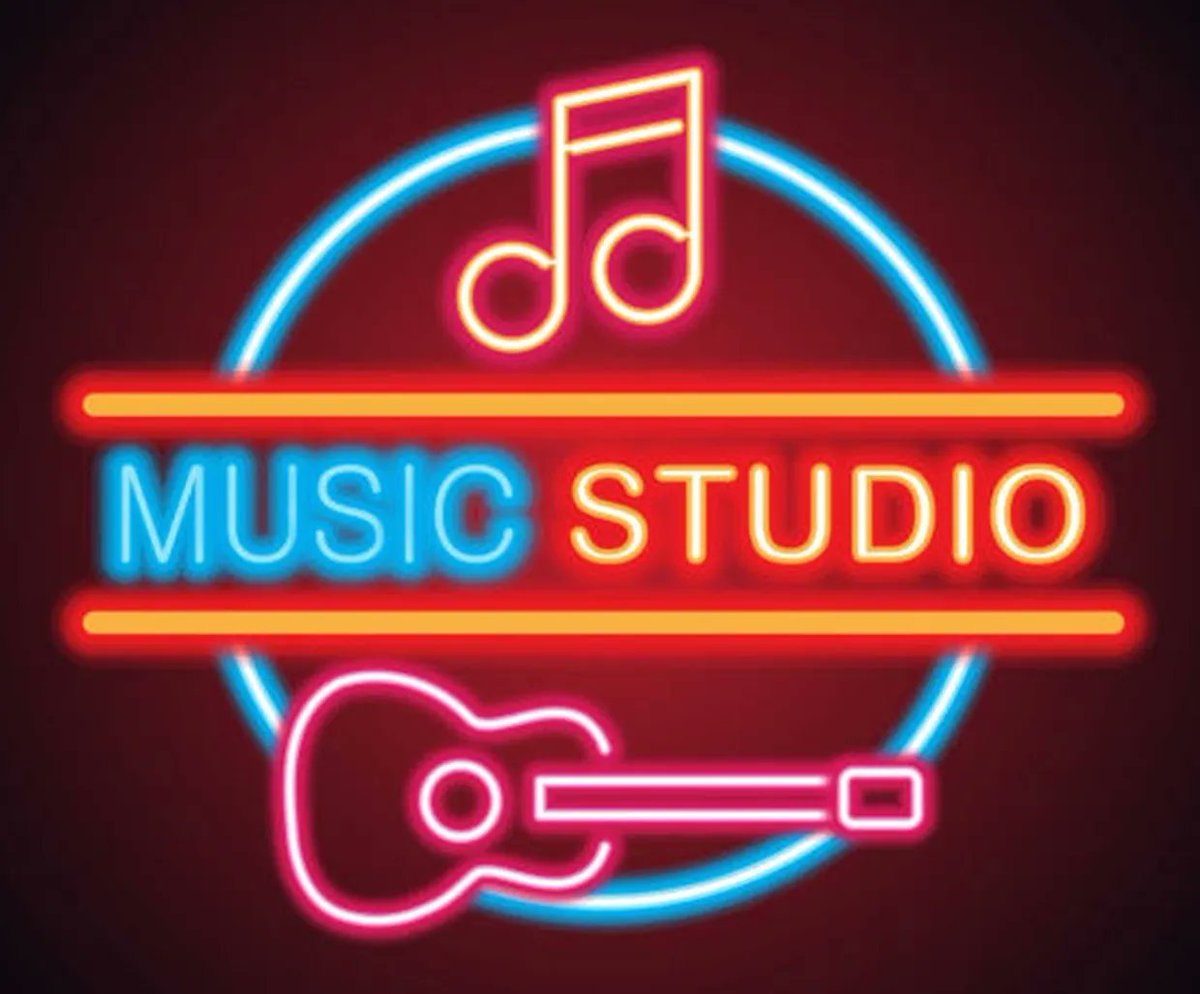 MollyProducer's tweet photo. FREE at this time, tracks, albums, covers, remixes, demos &amp; samples. Molly also designs her own track covers &amp; album covers, NO CD's, mp3s only. if anyone is interested, Leave a comment &amp; she will get back to you as soon as she can. https://t.co/6fg4I8ZK2u