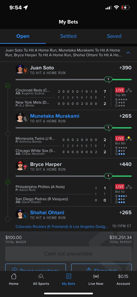 xavier_golas's tweet photo. So close #sports #mlb #explore https://t.co/ZGACmiu29U