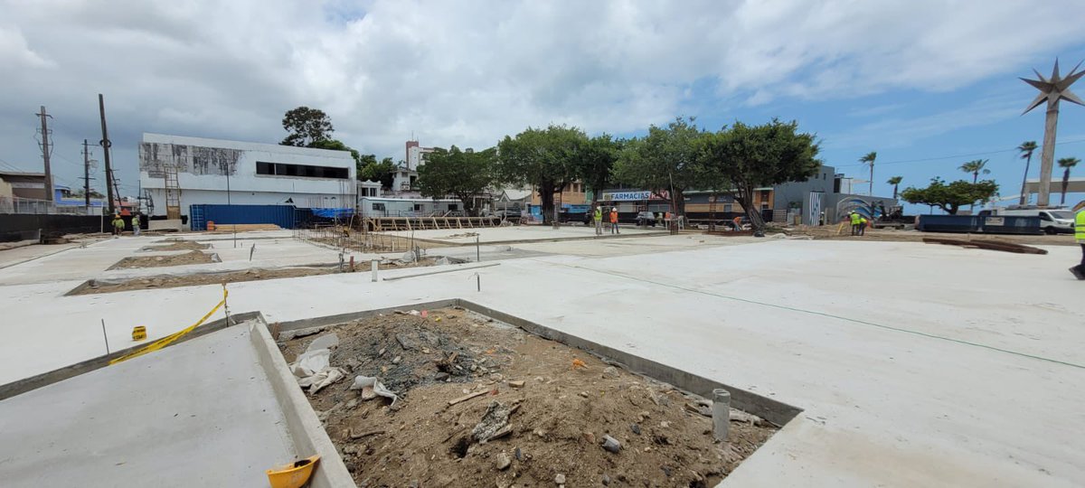 catano's tweet photo. Progreso de los trabajos de remodelación y mejoras de las Plazas de Recreo y Quinto Centenario para el pronto disfrute de nuestra comunidad. https://t.co/20jdcxYqqC