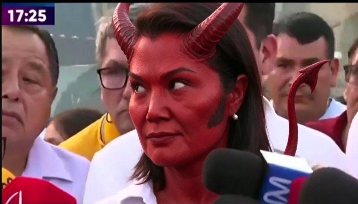 hectormc7092's tweet photo. "Tiene la cara del diablo"!!
Quién lo dijo?: Su propia mamá. 🥴🤮🤮🤮 https://t.co/UiD3f9t9YZ