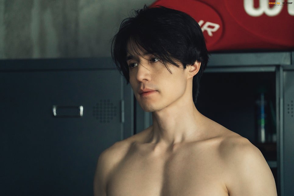 SJ_LDW0306's tweet photo. Can’t wait to see shirtless Jeong Jinman again soon ❤️‍🔥
#LeeDongWook #이동욱 https://t.co/c1M0PcpClb