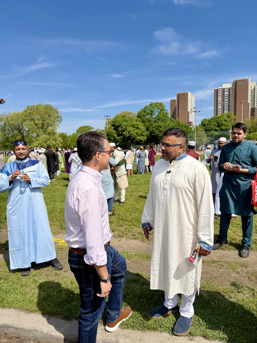 dylanmarando's tweet photo. Grateful to have attended the Danforth Islamic Centre’s Eid Prayer at Dentonia Park, a wonderful expression of community. Also energizing to see Ahsanul Hafiz, our candidate in Scarborough Southwest. Wishing everyone a joyful Eid Mubarak! https://t.co/AZ25ZtxRIw