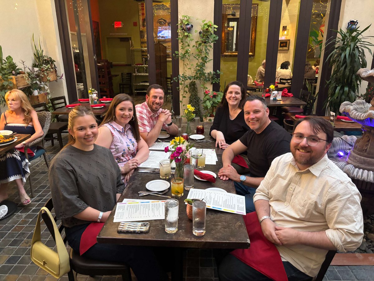 DFKUSA's tweet photo. Last week, members of the DFK/USA Marketing &amp; Business Development Committees gathered at the AAM Summit for our annual fly-in. The group spent time collaborating and discussing ways to strengthen our member firms. https://t.co/81TqvSnFAa