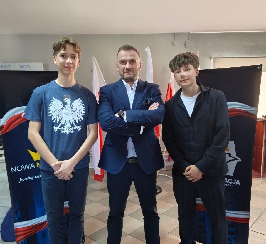 Ignacy Bernaś tweet media