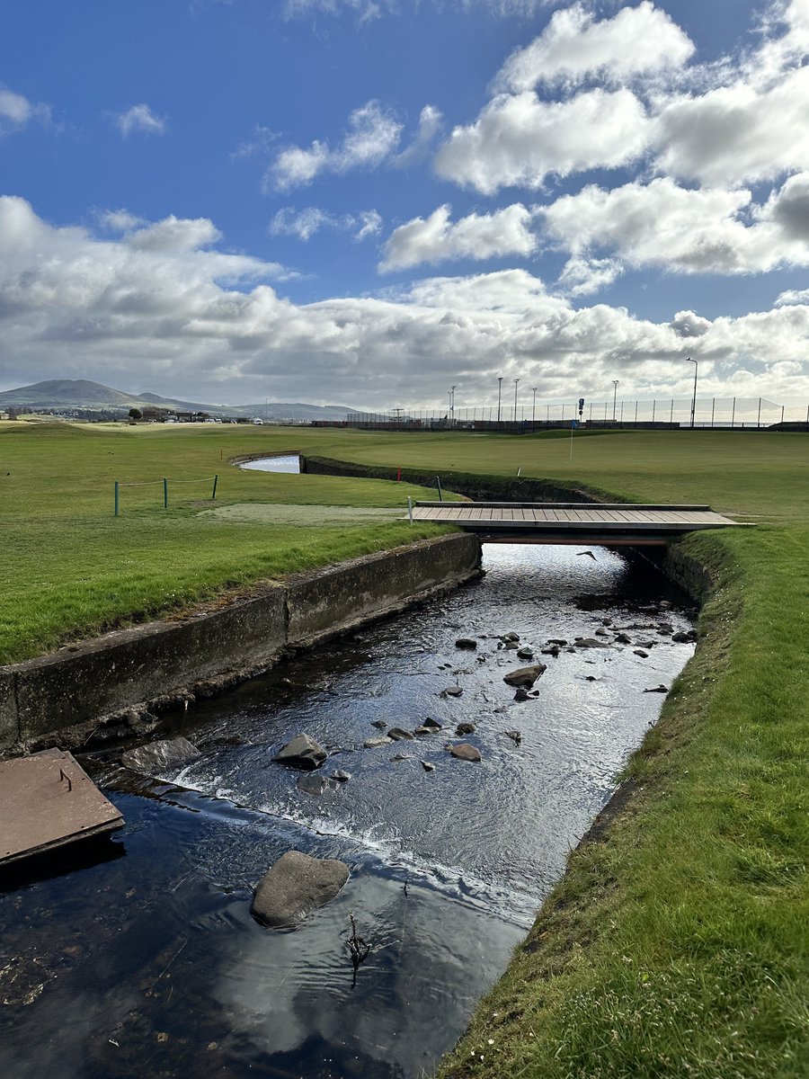 samborrett_'s tweet photo. Just take me back to Scotland 🏴󠁧󠁢󠁳󠁣󠁴󠁿😍😎⛳️ https://t.co/KAFFIJzhSl