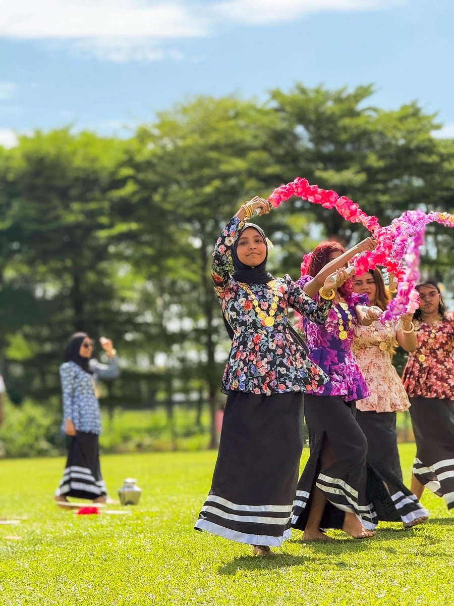 Maldives in Malaysia tweet media