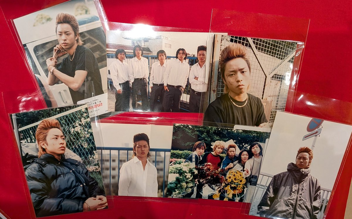 mandarake_bkr's tweet photo. 【５月30日(土)～6月7日(日)・嵐大出しイベント】
ARASHI LIVE TOUR 2026
We are ARASHI
31日東京ドーム開催に合わせて、大出しイベントをやります！

準備進めてます！！　
こちらのレア写真も、
可愛くて懐かしい混合の写真などもたくさん用意してます！お待ちしてます！
❤💛💚💙💜
#嵐 #ARASHI https://t.co/uE05OuK0uH