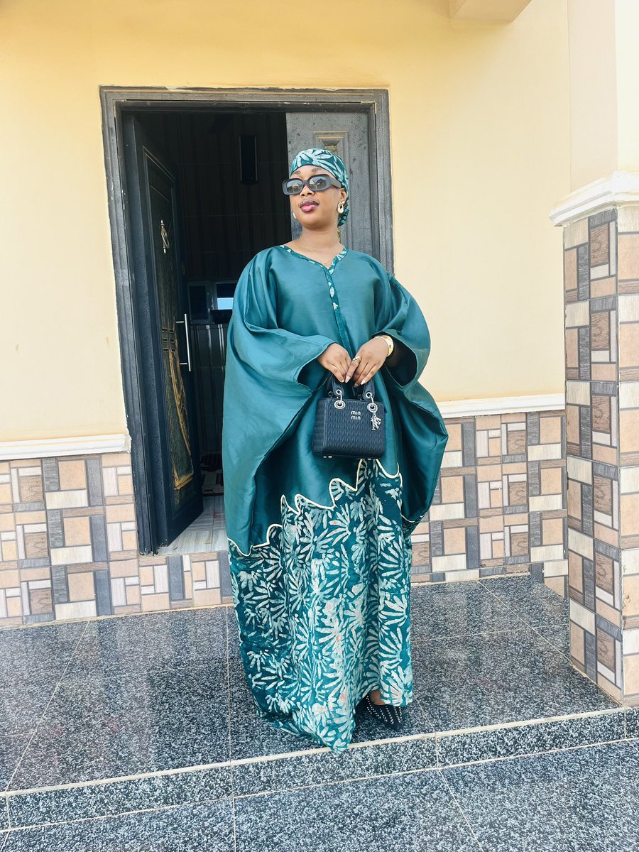 Shifau25's tweet photo. Eid Mubarak 🤍✨ https://t.co/CP81DbPCFo