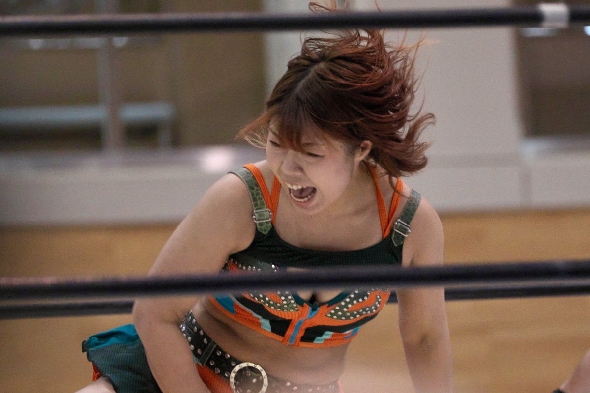 CromwellStars's tweet photo. ㊗️お誕生日おめでとうございます🧡💙🧡
#石川奈青 選手
https://t.co/L00FWS6Cie https://t.co/UkasLBxF15