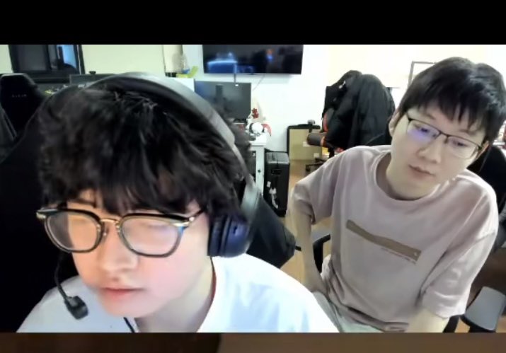 sleepyanli's tweet photo. everyone welcome edg luok1ng~ https://t.co/v35soe0Pfn