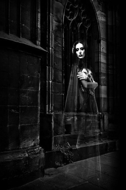 Dark Sister 🖤 tweet media
