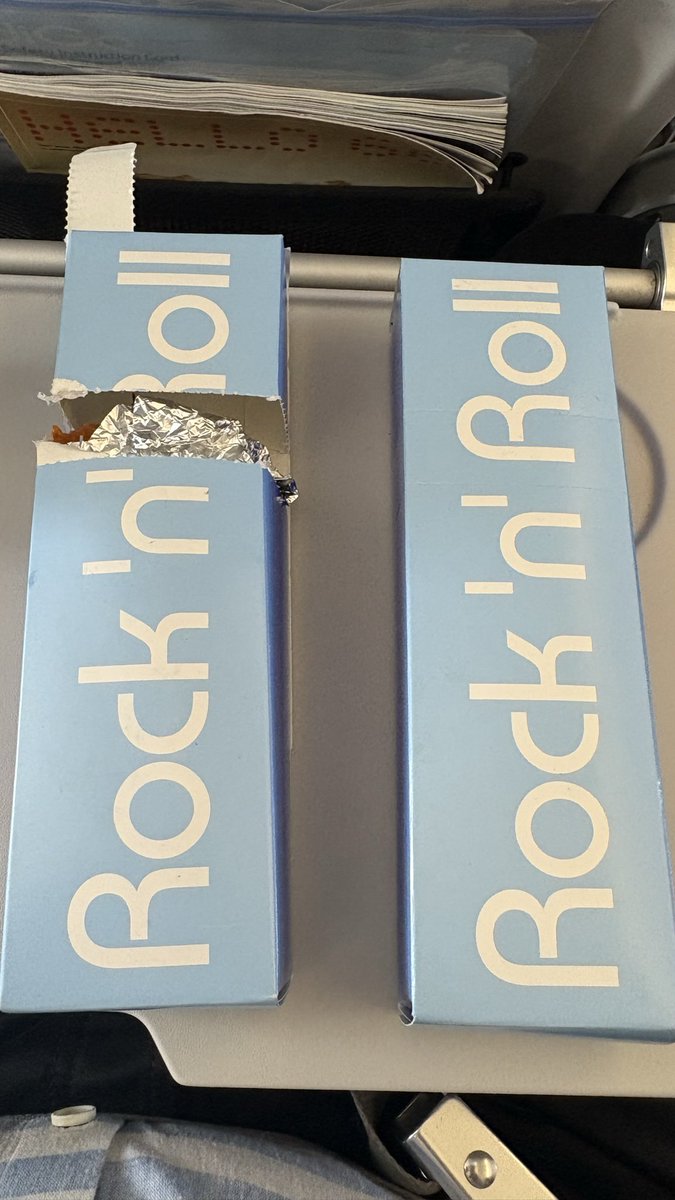 PramodVSharma's tweet photo. Dear @IndiGo6E Give us rock instead of your Rock and Roll.
Pathetic taste. Low quality. Bad. @jaagograhakjago @PMOIndia @narendramodi @AmitShah @RamMNK https://t.co/gQu9wmcvDr