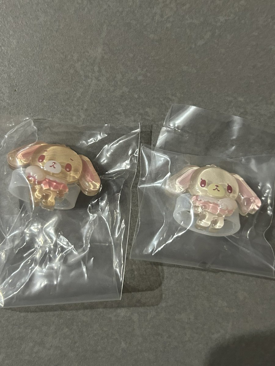 so_no_bot's tweet photo. 【ガチャ交換】ジェリーデコバンド

譲：しろうさ/くろうさ

求：キティ/クロミ

2:2 でお願いします★

ヤフフリ交換or郵送 希望です ^⸝⸝ɞ̴̶̷ ·̫ ∩⸝⸝^ https://t.co/si5cEKBA4r