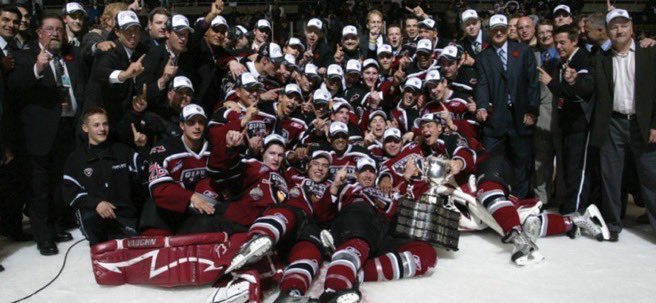 kenwardskorner's tweet photo. 19 yrs ago today

@WHLGiants won the Memorial Cup at the Pacific Coliseum in front of a sold out crowd of 16,281

14 different Vancouver players in the tournament would go on to eventually play games in #NHL

That team would be inducted into @BCHHoF in 2023

@Sportsnet650
@TheWHL https://t.co/X17OnlekNy