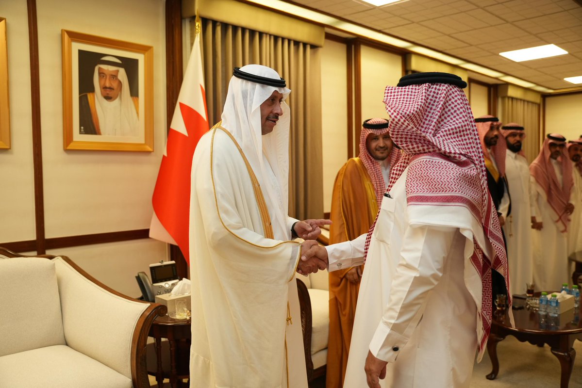 KSAembassyBH's tweet photo. أقام سعادة السفير #نايف_بن_بندر_السديري @naif63_2 صباح اليوم حفل استقبال بمناسبة #عيد_الأضحى المبارك ١٤٤٧هـ، بحضور منسوبي السفارة والملحقيات والمكاتب التابعة لها وجمعاً من المواطنين. https://t.co/HQ1OMVMOBt