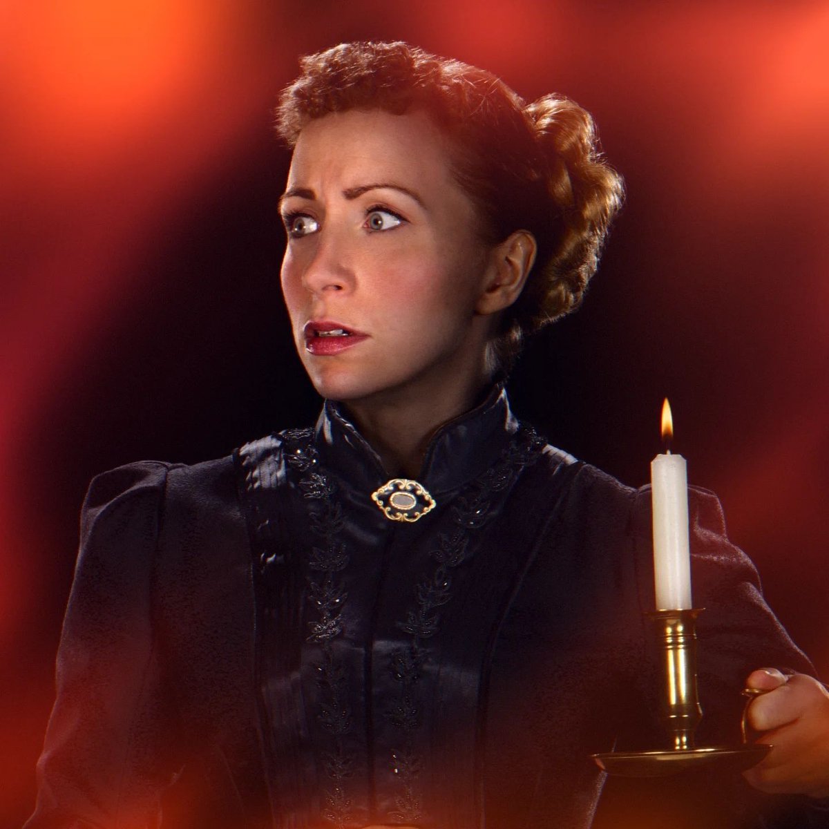 AllInTheTelling's tweet photo. We turn our lantern towards Rebecca Vaughan of @dyadproductions. Rebecca has adapted and performed classic ghost stories during the winter season including the acclaimed #ChristmasGothic &amp; #FemaleGothic. Production schedule and more information: https://t.co/o4wvQzOajZ https://t.co/Sn9dB3XTLM