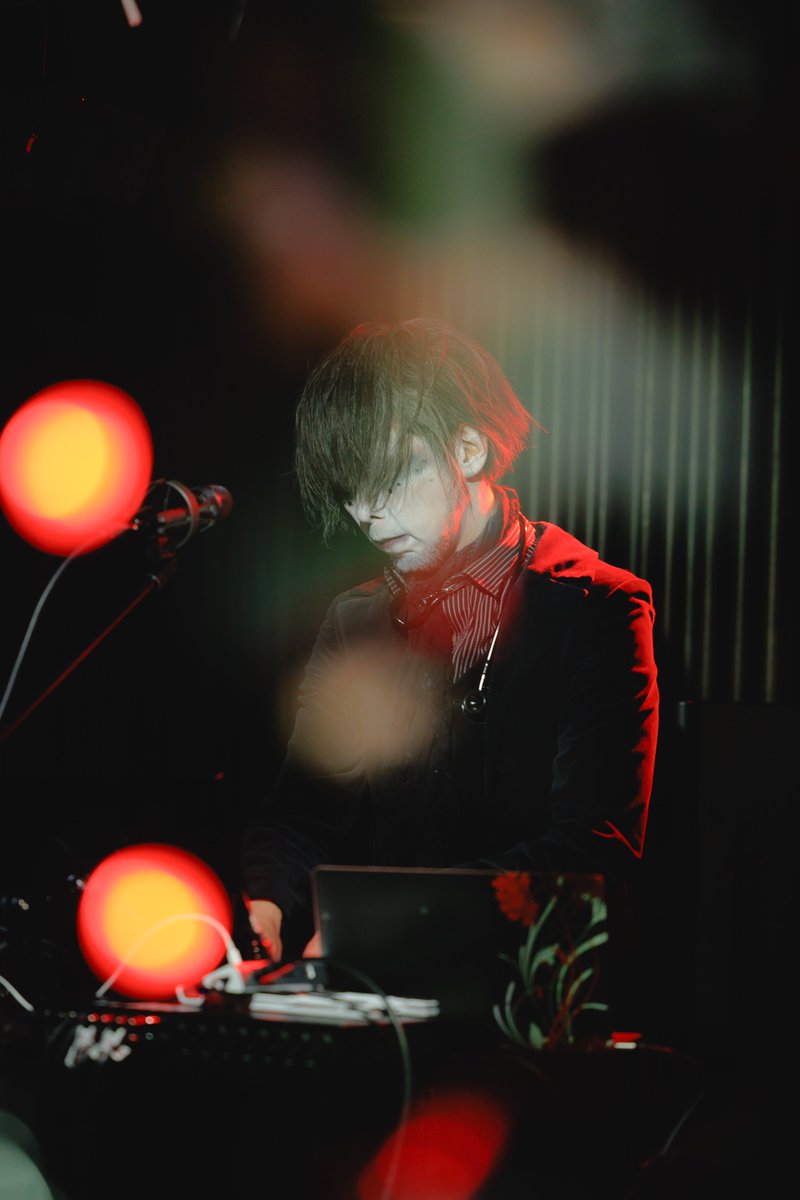 Lender_hako's tweet photo. #フォノメトリカ　『PHONOMETRICA（フォノメトリカ）vol.2』レンダ　撮影：yфuさん（@you_camera26） https://t.co/hpPEnN73Tv