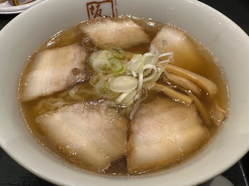 Lisa_Ko's tweet photo. 久しぶりの銭湯。バレルとスチームサウナどちらもあっていい。バレルサウナの外から上をみると屋根と煙突と空。浴室内もレトロな雰囲気であたたかさがある。また仕事後に来たい。 (＠ 調布 鶴の湯 in 東京都, 調布市) https://t.co/MRSjOPrVwU https://t.co/WNjEkV2puZ