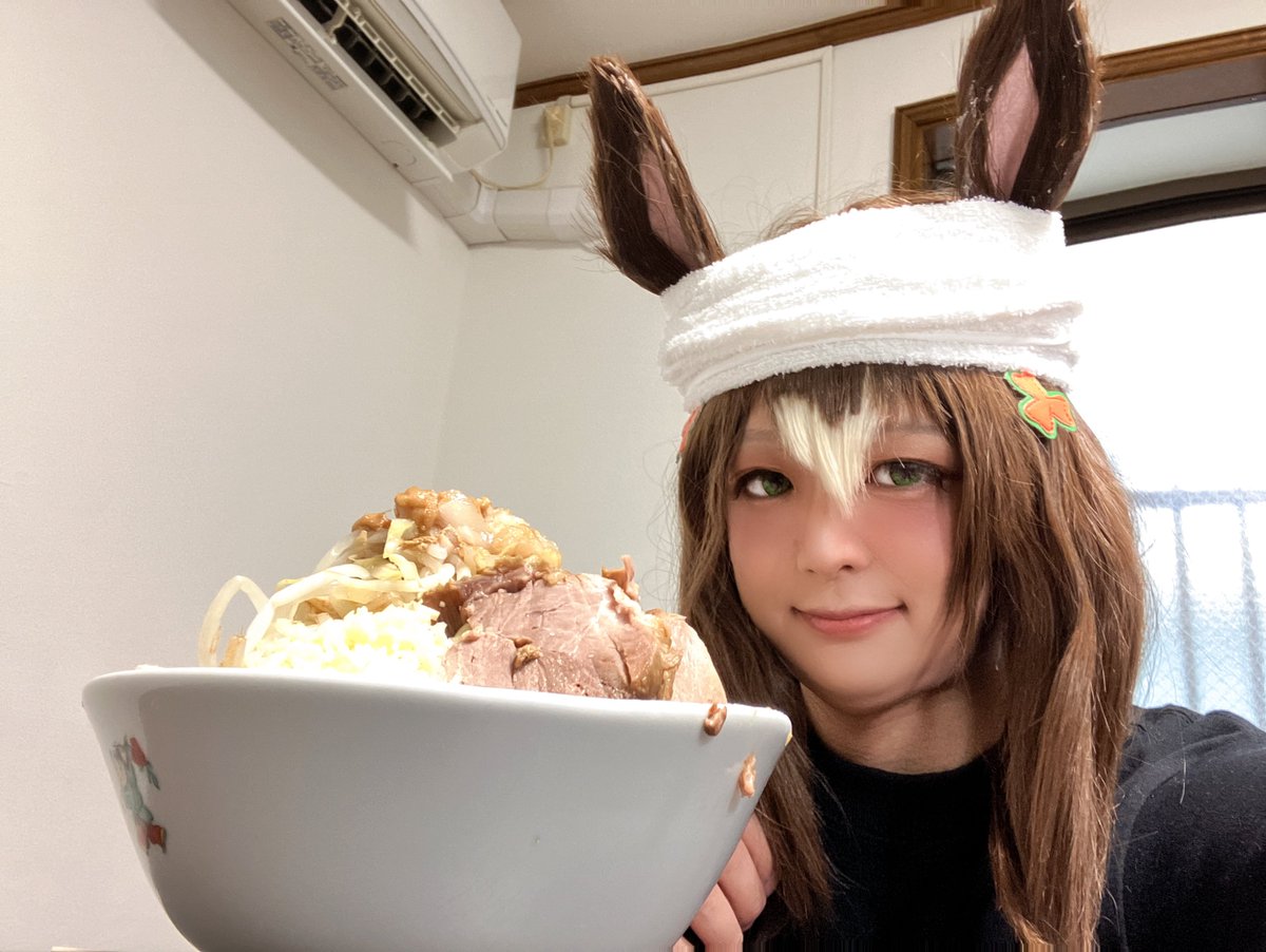 火喜もち tweet media
