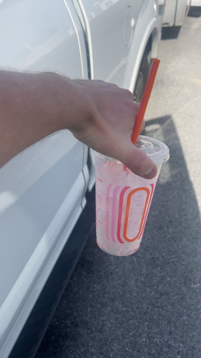 prsuitt's tweet photo. this is criminal all ice @dunkindonuts https://t.co/3OSCwaDycv