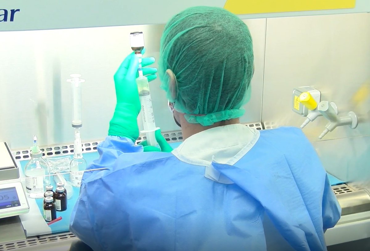 HTVCEbre's tweet photo. 🏥💊 L’HUTVC lidera el rànquing estatal de qualitat i seguretat en la preparació de medicaments oncològics. Un reconeixement a l’excel·lència i al compromís dels professionals del Servei de Farmàcia amb la seguretat dels pacients. 👏
https://t.co/TPYLsJG47W https://t.co/q4PDvbCDbS