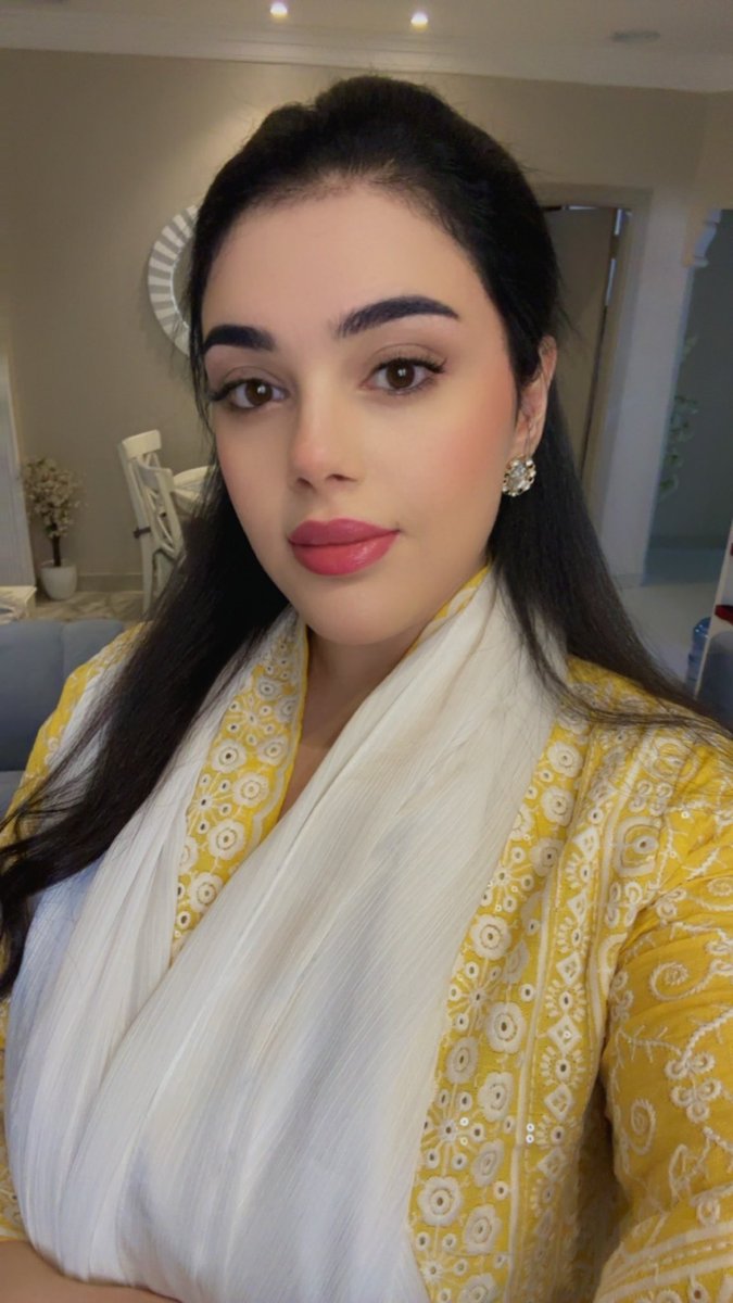 Layla Husein tweet media