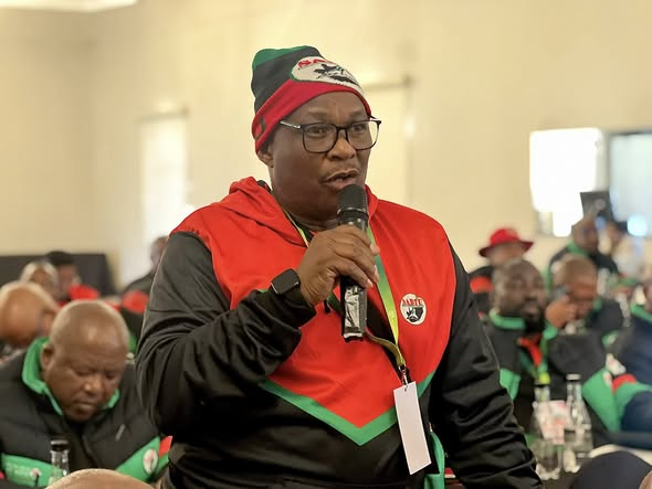 _cosatu's tweet photo. Members engaged and asked speakers tough questions at the #SADTU Free State Principalsβ Seminar. #MembershipService #JoinCosatuNow #Back2Basics #ClassStruggle https://t.co/1SbCGO0YCi