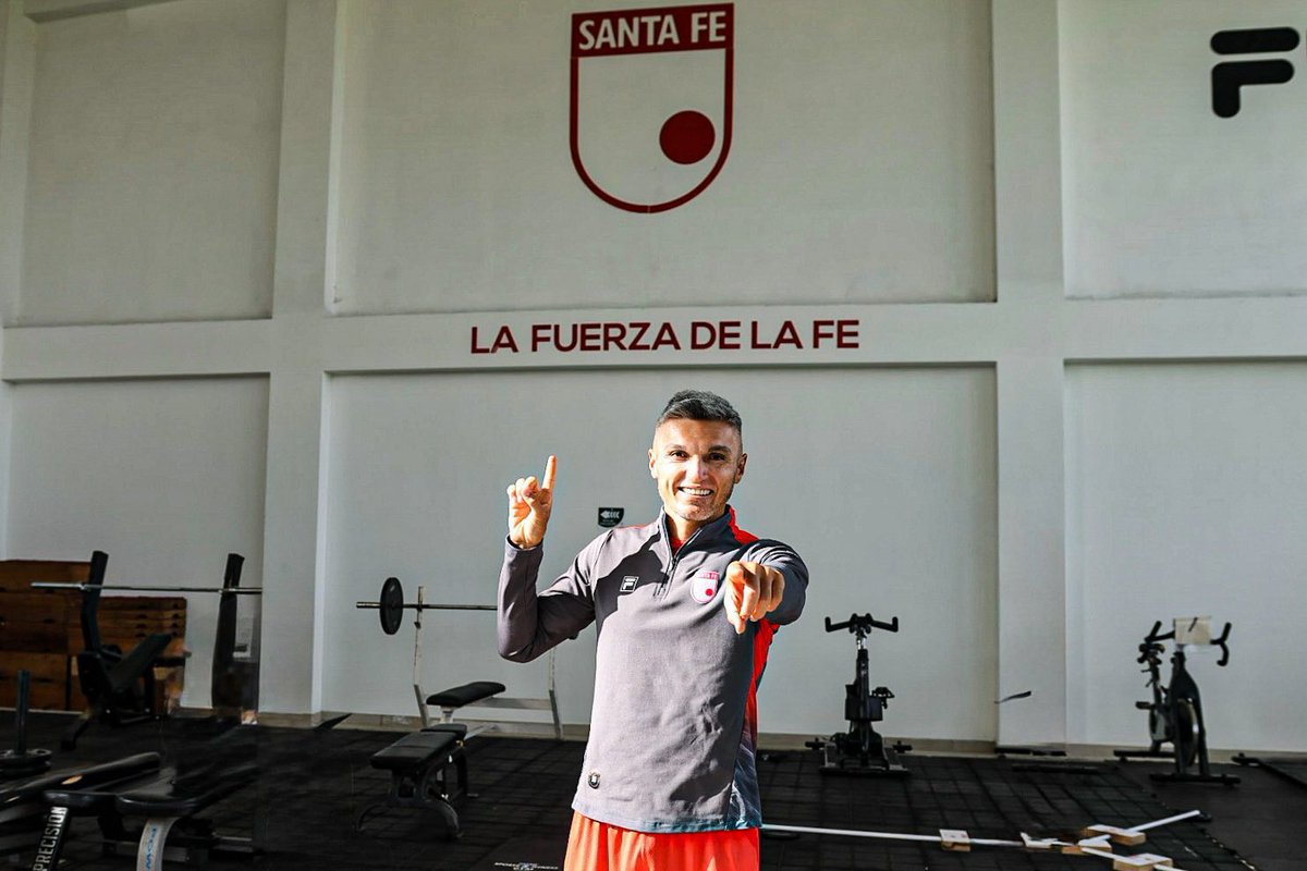 JSR_SF's tweet photo. Aquí vamos de nuevo 🇮🇩✊🦁 https://t.co/Lk1DjTV8rF