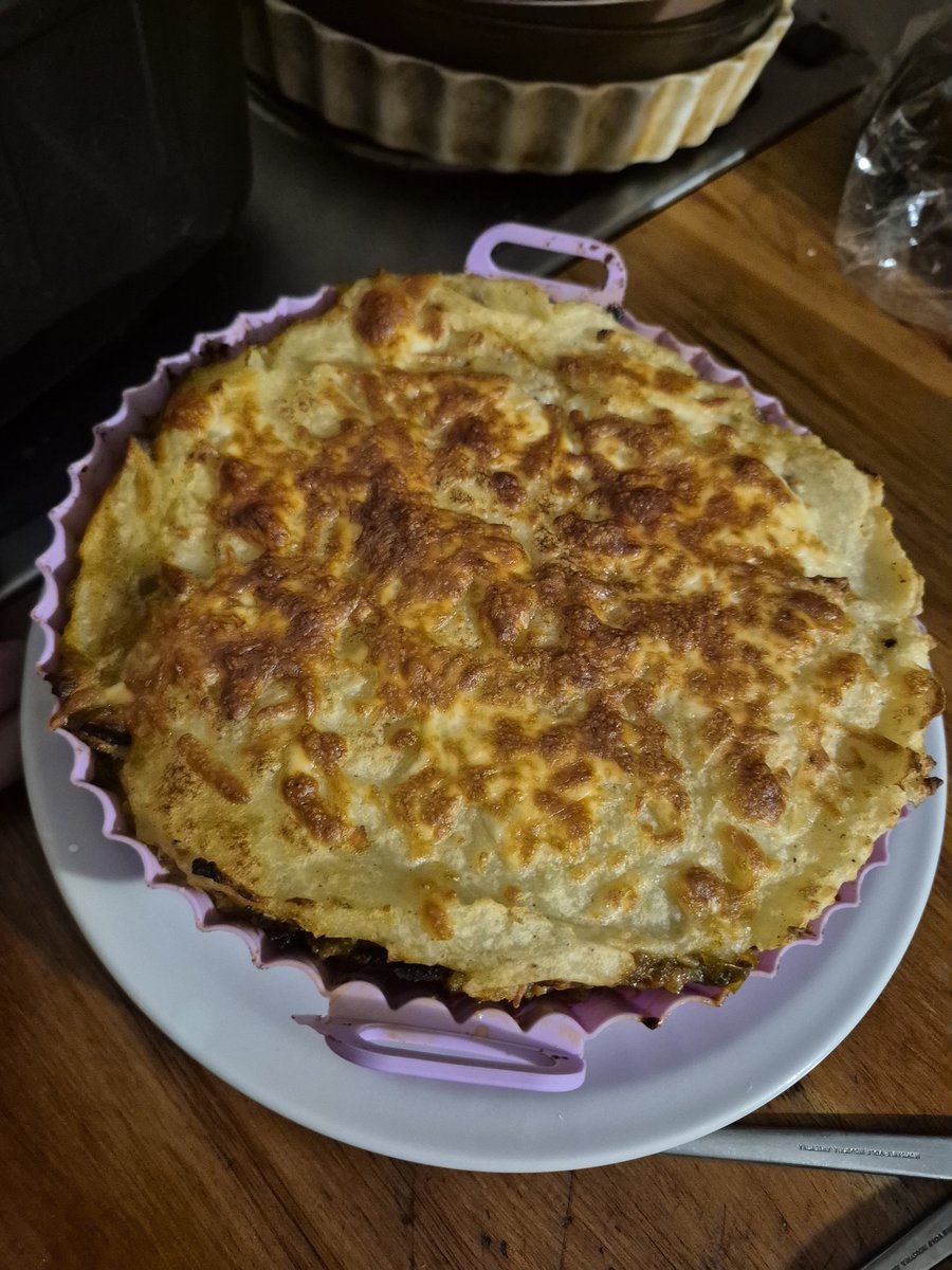 jenniduarte_'s tweet photo. El pastel de papa que nos mandamos 😍😋🤤 https://t.co/nExUZP9TIf