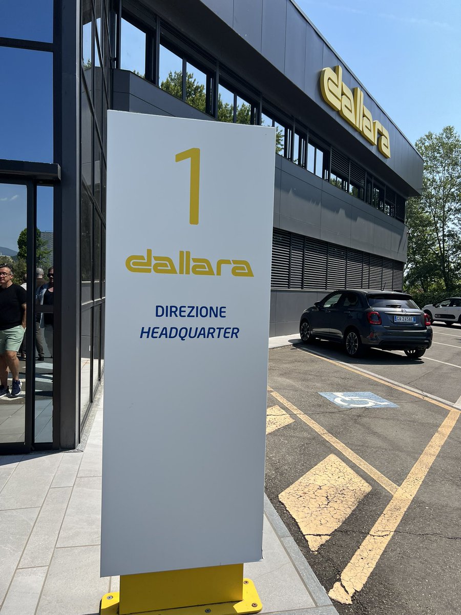 TheGentRacer's tweet photo. Toured Dallara today…it was amazing. Highly recommend adding it to your stop when visiting Modena Valley.
#inEmiliaRomagna #MotorValley #MadeinItaly #MotorValleyFest #Italy #ItalianExcellence #VisitModena #Parma
@turismoER
@visitmodena https://t.co/uHS2bLiJC8