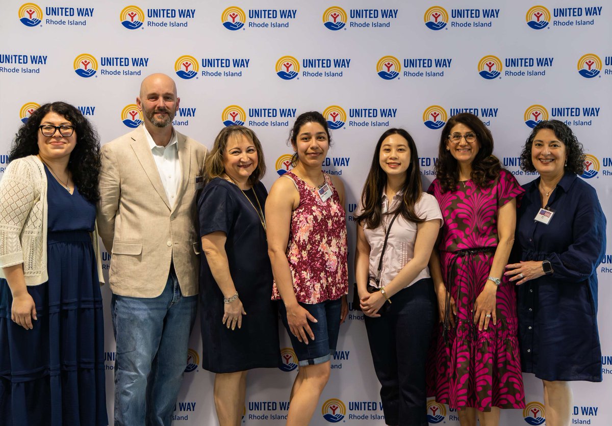 CCRINews's tweet photo. Last week at the 2026 VITA Celebration hosted by the @liveunitedri, CCRI Professors Cecile Roberti and Maria Coclin were honored alongside statewide partners and volunteers for their meaningful impact providing free tax preparation services for Rhode Islanders! 💚🧾 https://t.co/gLB8OSu7yN