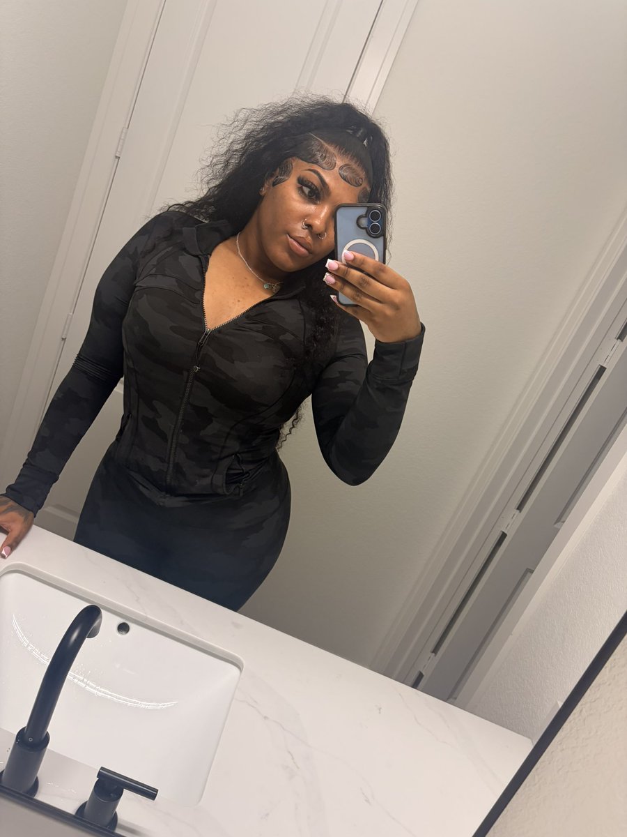 redd😍 tweet media